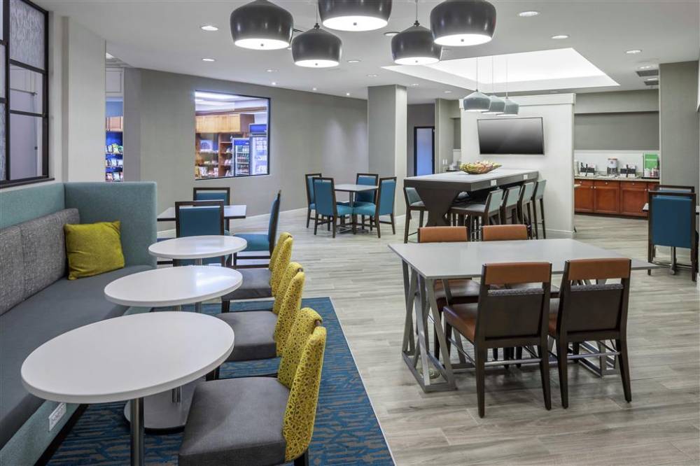 Hampton Inn And Suites Miami-doral/dolphin Mall 6