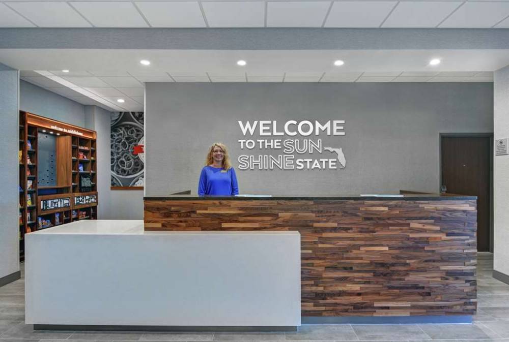 Hampton Inn And Suites Middleburg 4