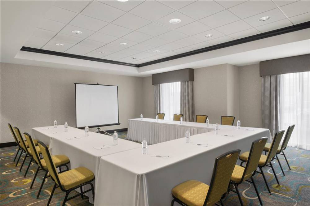 Hampton Inn And Suites Mishawaka/south Bend At Heritage Square 2