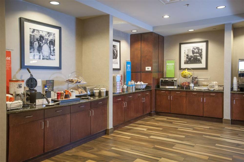 Hampton Inn And Suites Mobile Providence Park/airport 5