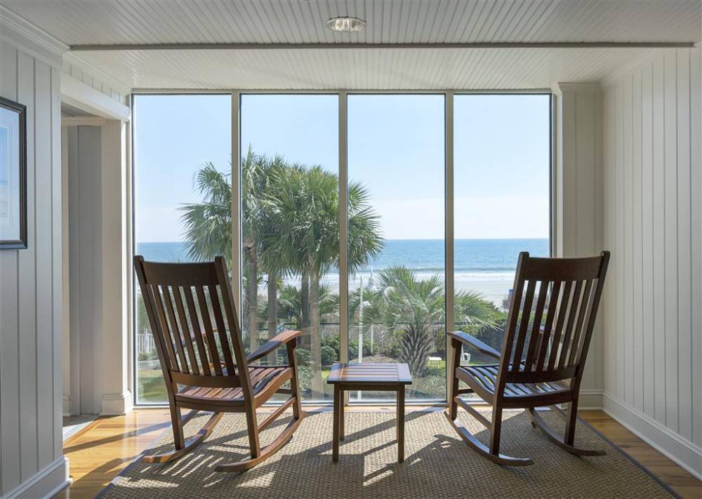 Hampton Inn And Suites Myrtle Beach/oceanfront 6