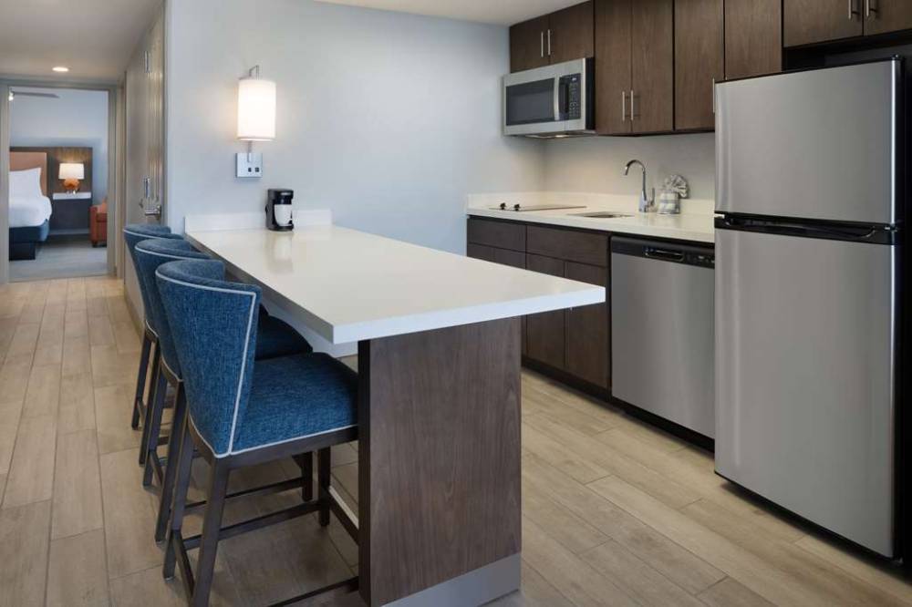 Hampton Inn And Suites Myrtle Beach/oceanfront 10