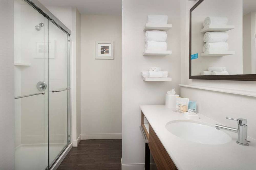 Hampton Inn And Suites Phoenix Tempe 10