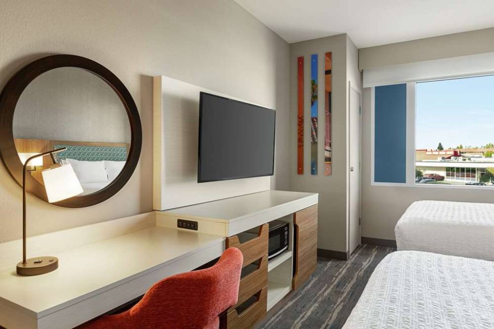 Hampton Inn And Suites San Mateo-san Francisco Airport 6