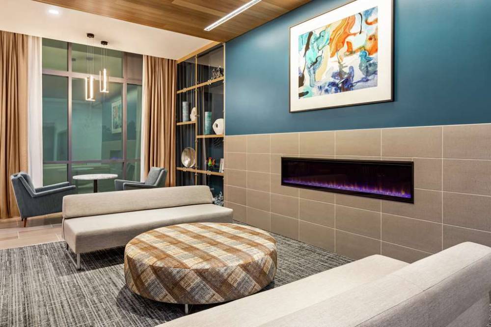 Hampton Inn And Suites San Mateo-san Francisco Airport 2