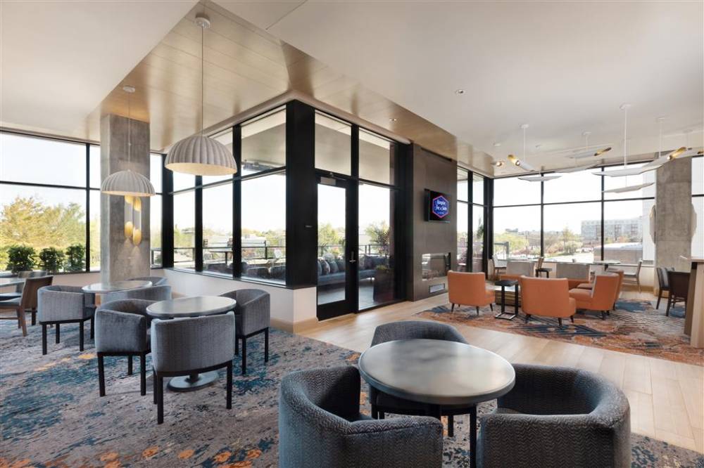 Hampton Inn And Suites Watertown Boston 4