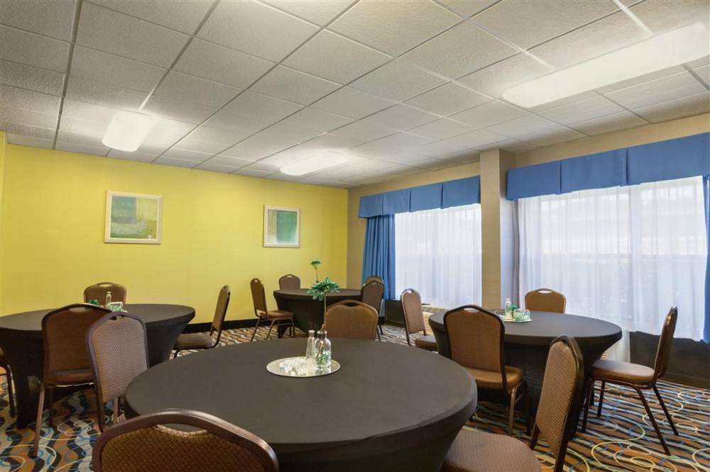 Hampton Inn Birmingham/trussville 2
