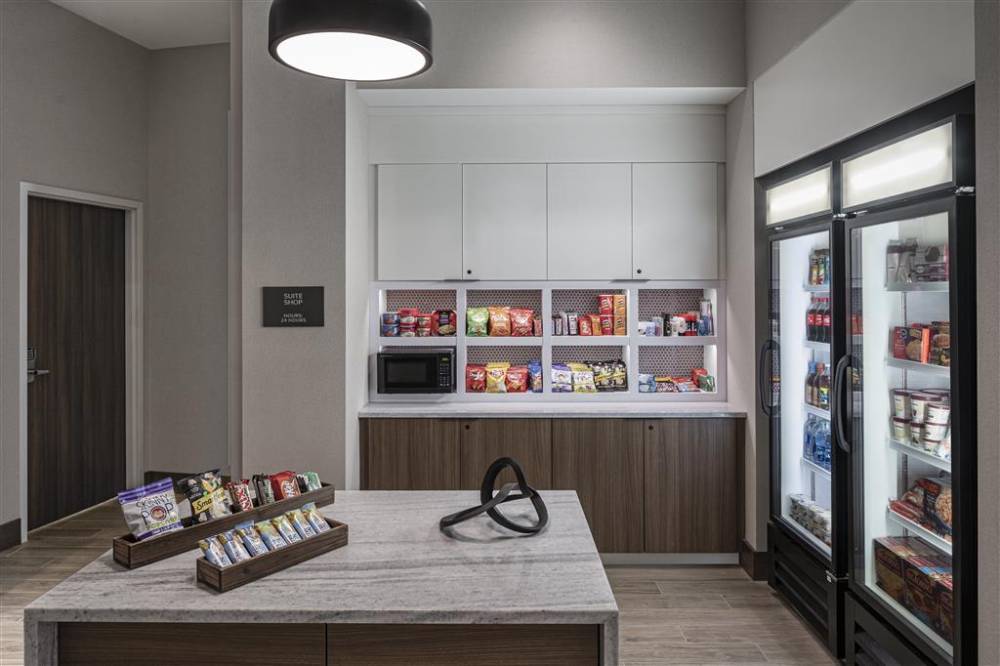 Hampton Inn Boston Woburn 7