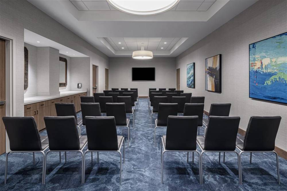 Hampton Inn Boston Woburn 2