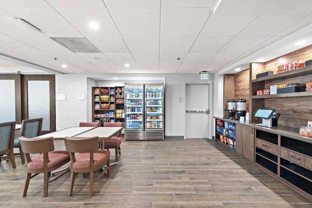 Hampton Inn By Hilton Los Angeles Airport 5