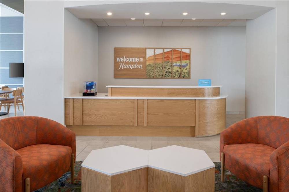 Hampton Inn By Hilton North Hollywood 4
