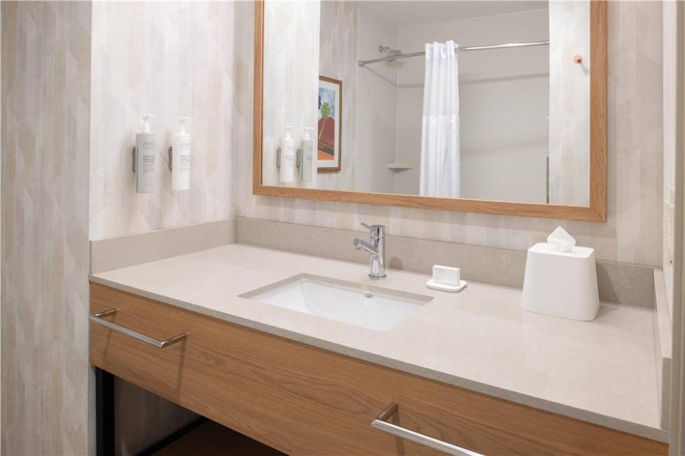 Hampton Inn By Hilton North Hollywood 8