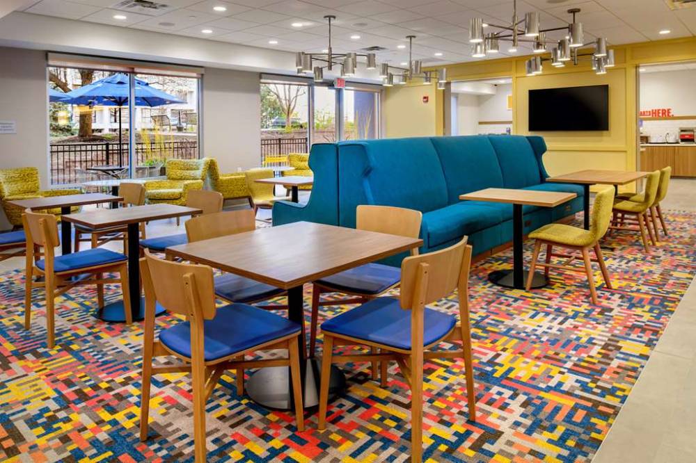 Hampton Inn By Hilton St Louis Airport 3