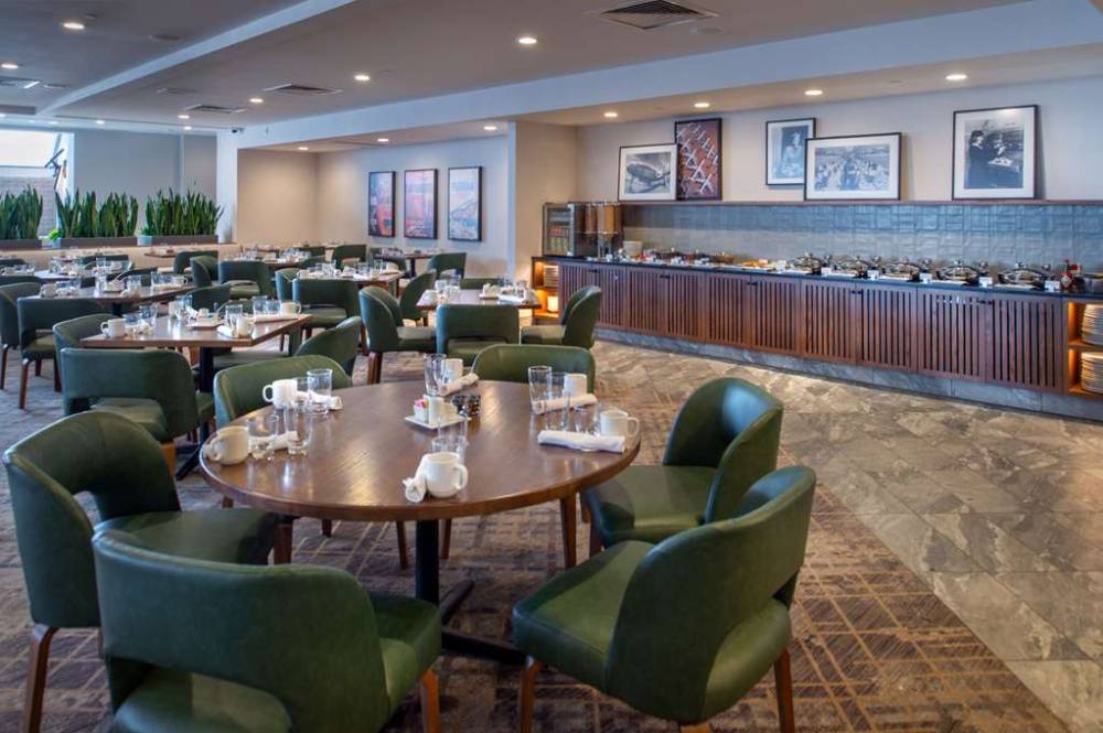 Hampton Inn By Hilton St Louis Airport 4