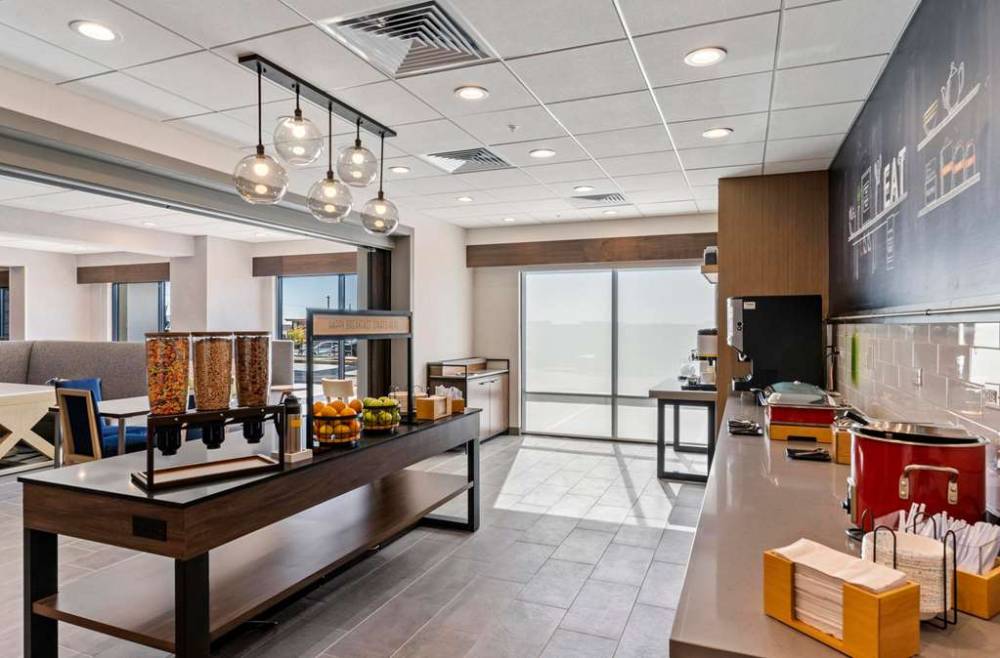 Hampton Inn Colorado Springs Northeast 5