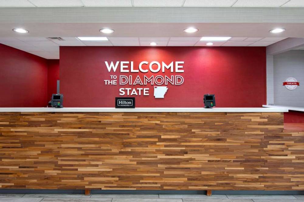 Hampton Inn Fayetteville 3