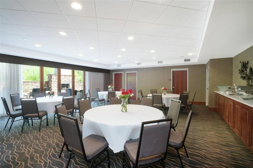 Hampton Inn Madison Huntsville Airport 3