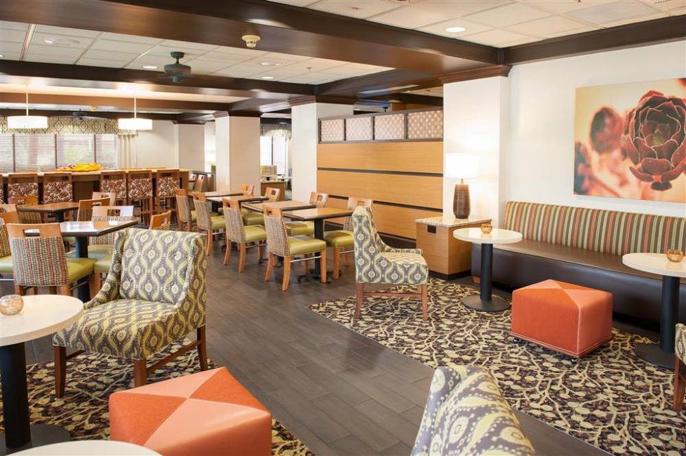 Hampton Inn Pensacola-airport (cordova Mall Area) 5