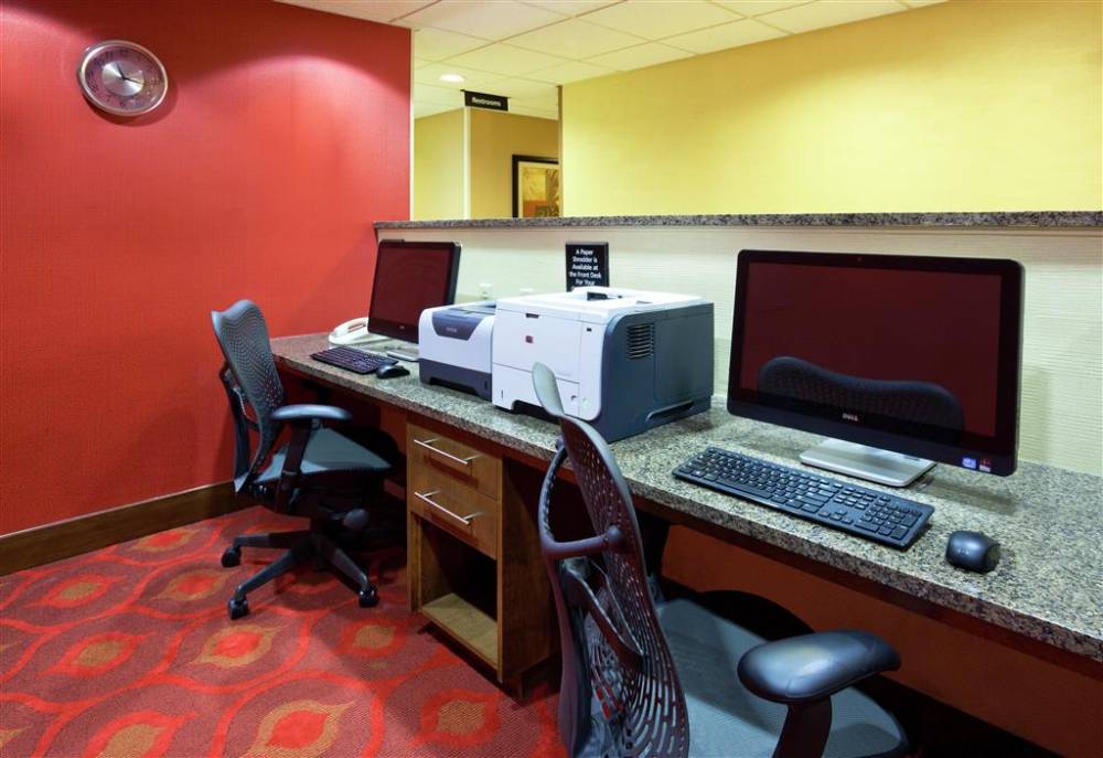 Hampton Inn Rockford 3