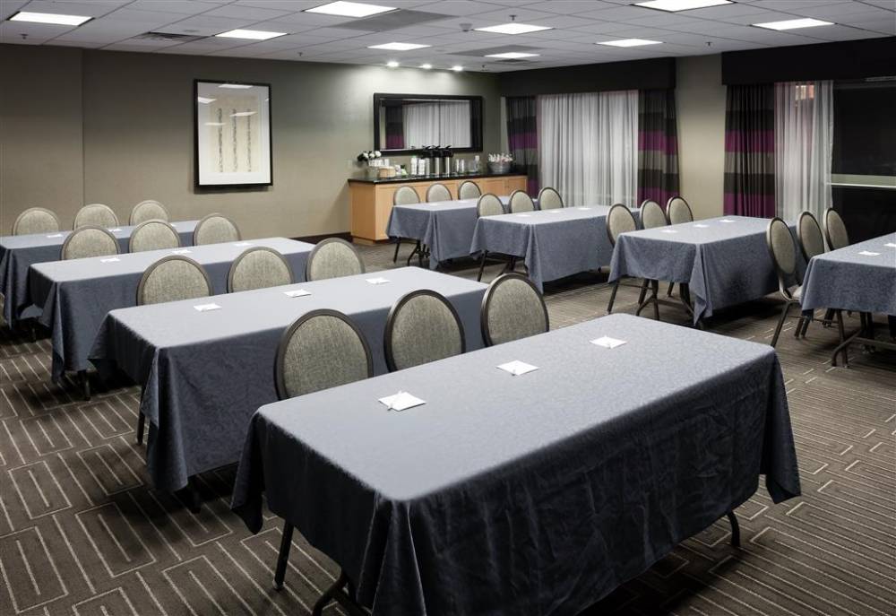 Hampton Inn San Diego-downtown 2