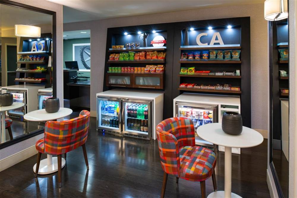Hampton Inn San Francisco-daly City 5