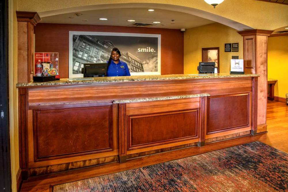 Hampton Inn Savannah - I-95 North 2