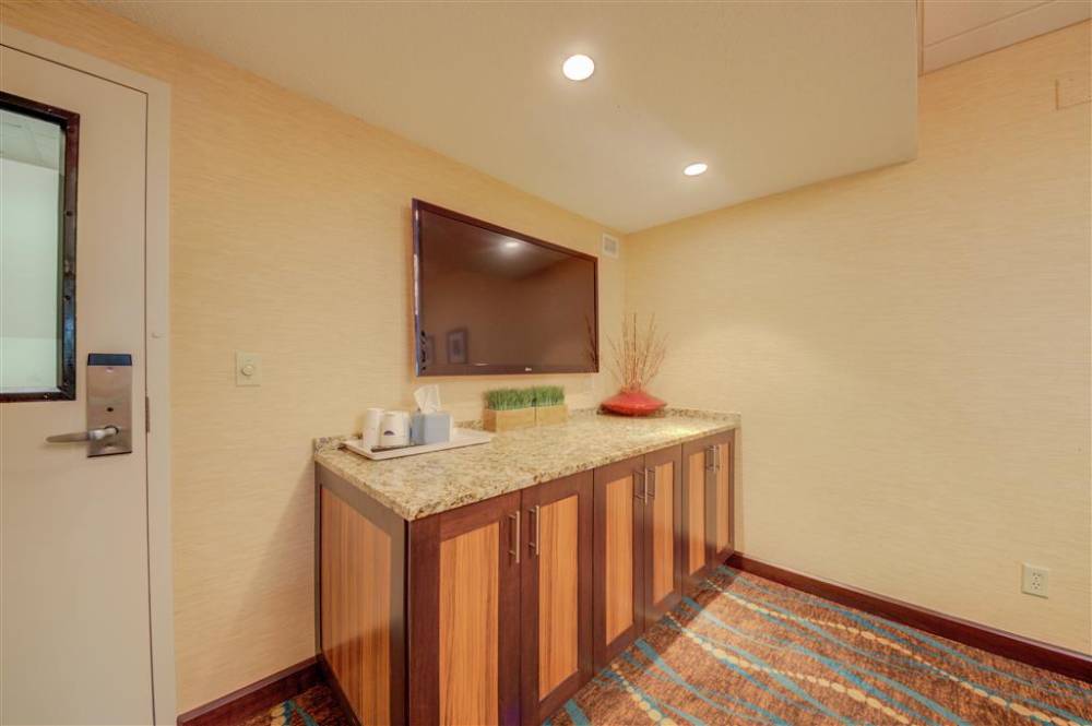 Hampton Inn St. Charles St. Peters 2