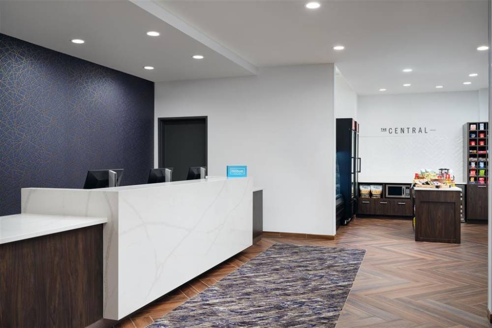 Hampton Inn Towson 3