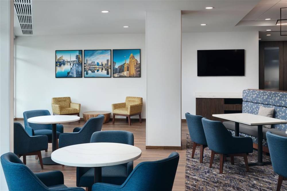Hampton Inn Towson 2