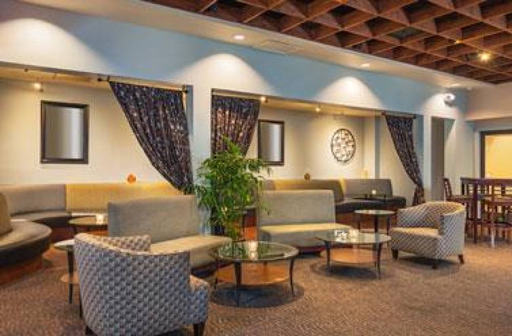 Handlery Hotel 6