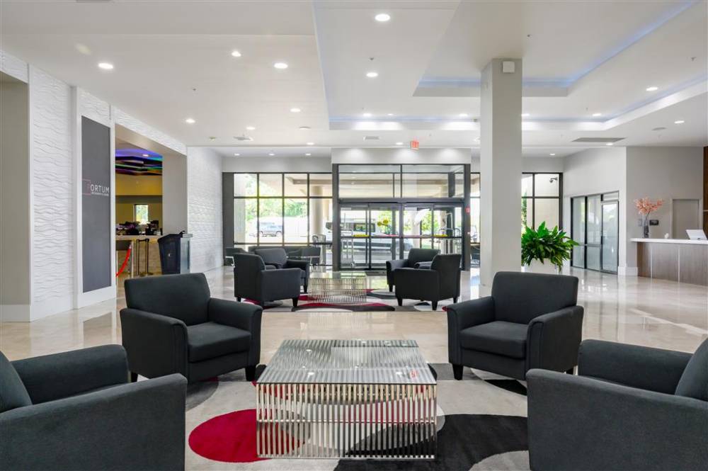 Harborside Hotel 3