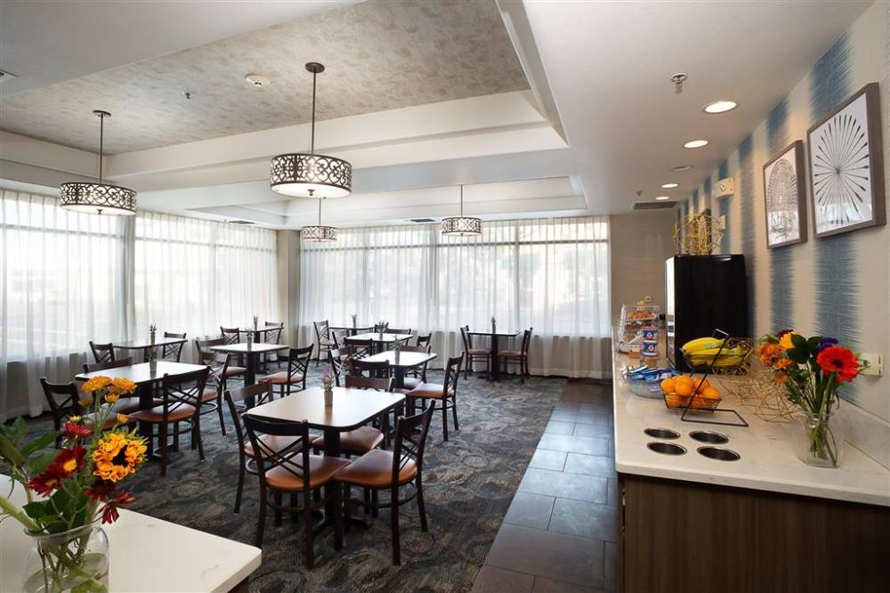 Hawthorn Suites By Wyndham Oakland/alameda 4