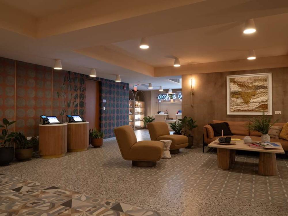 Hibird Apartment And Suites Hotel 3