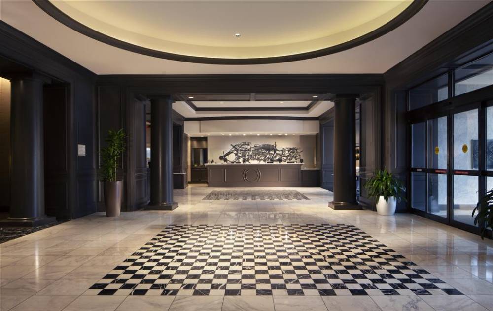 Hilton Alexandria Old Town 3