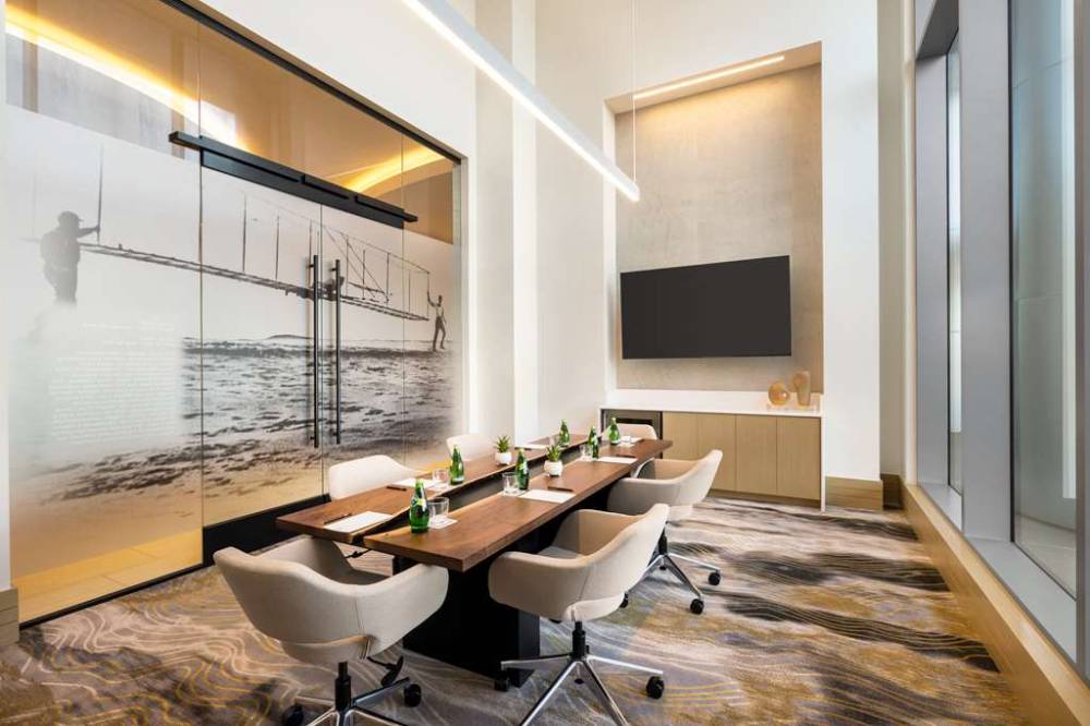 Hilton Bna Nashville Airport Terminal 2