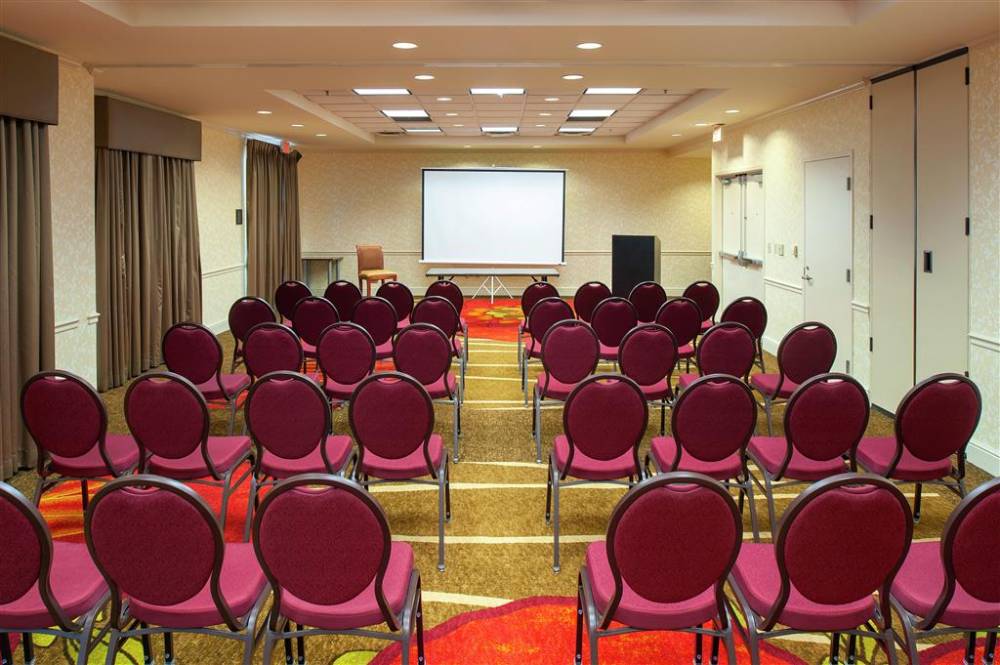 Hilton Garden Inn Allentown Bethlehem Airport 2