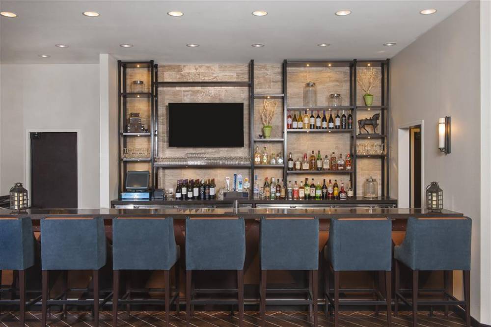 Hilton Garden Inn Burbank Downtown 5