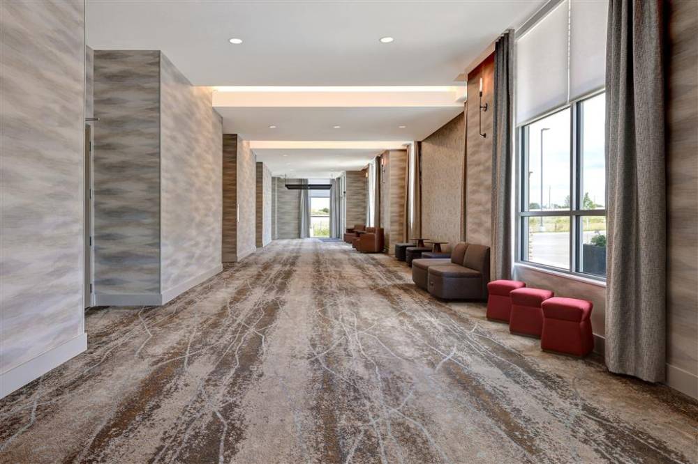 Hilton Garden Inn Cedar Rapids 2