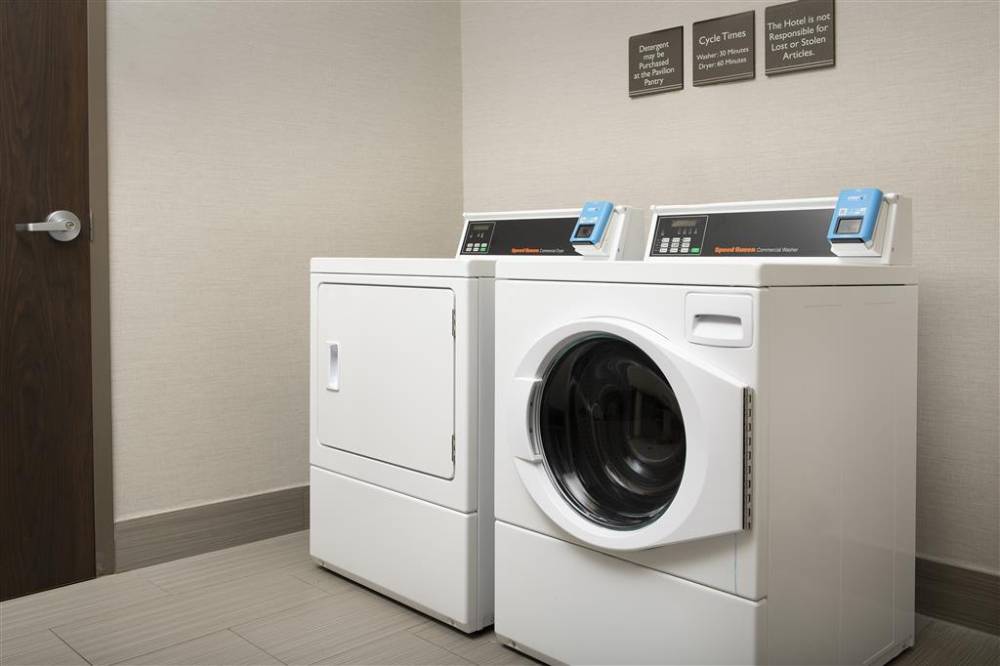Hilton Garden Inn Charlotte Airport 4