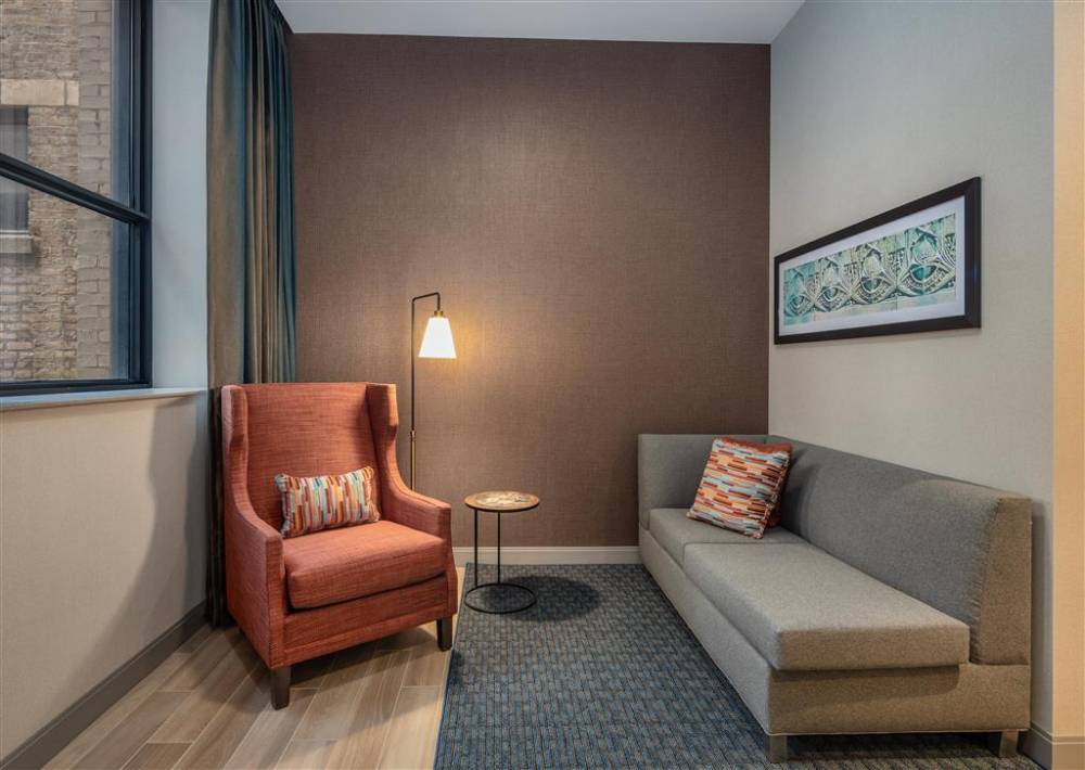 Hilton Garden Inn Chicago Central Loop 7