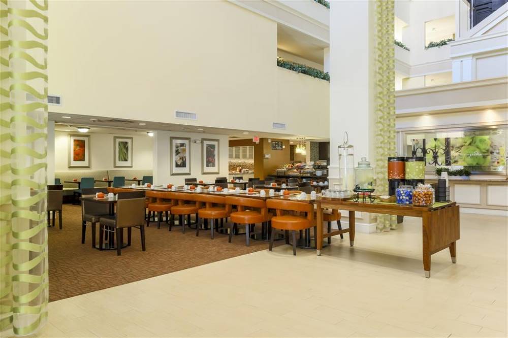 Hilton Garden Inn Dallas/market Center 4