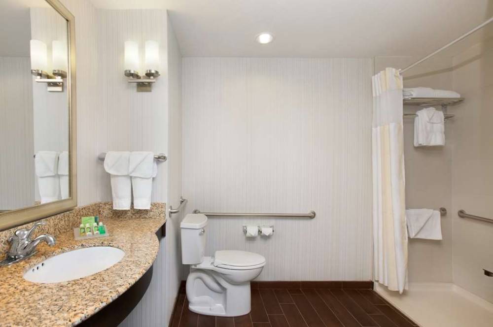 Hilton Garden Inn Edmonton International Airport 7