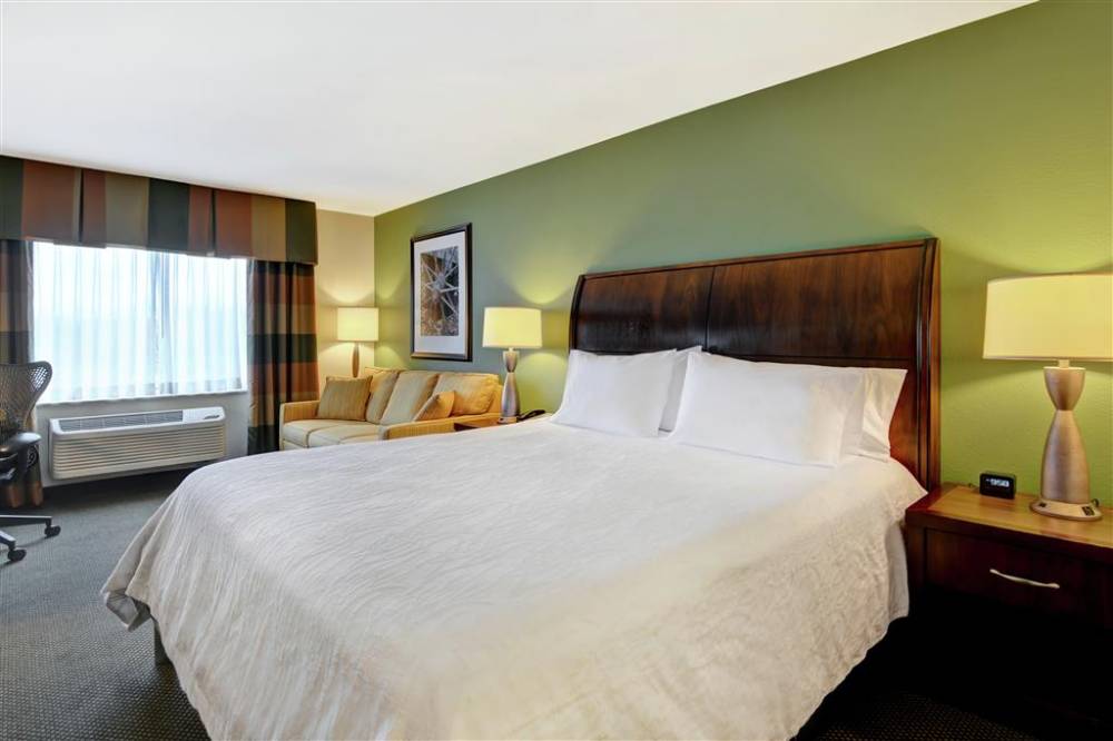 Hilton Garden Inn Green Bay 10