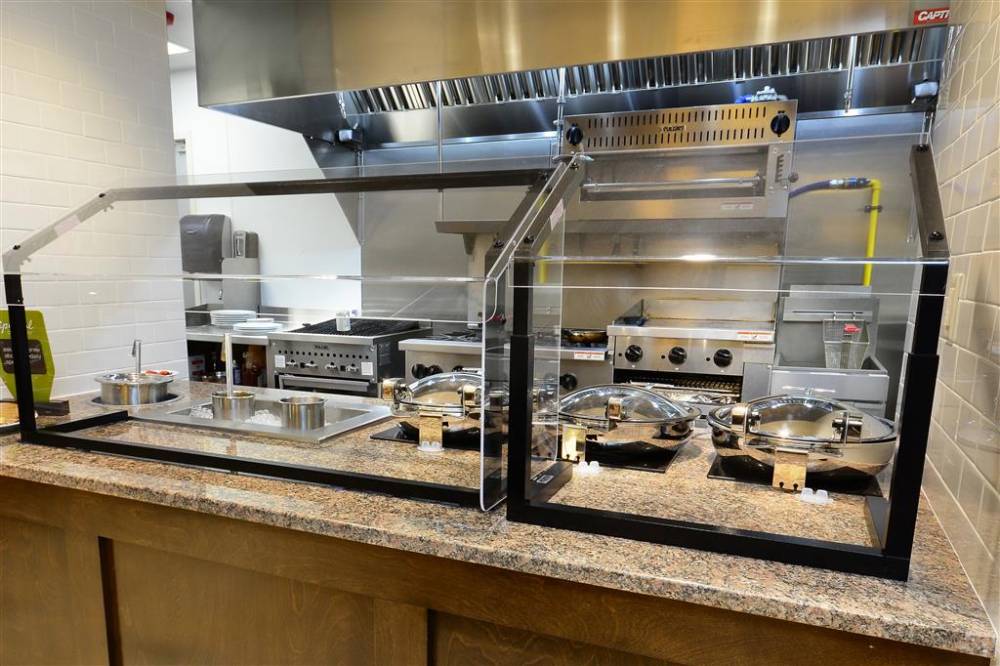 Hilton Garden Inn Greensboro Airport 8