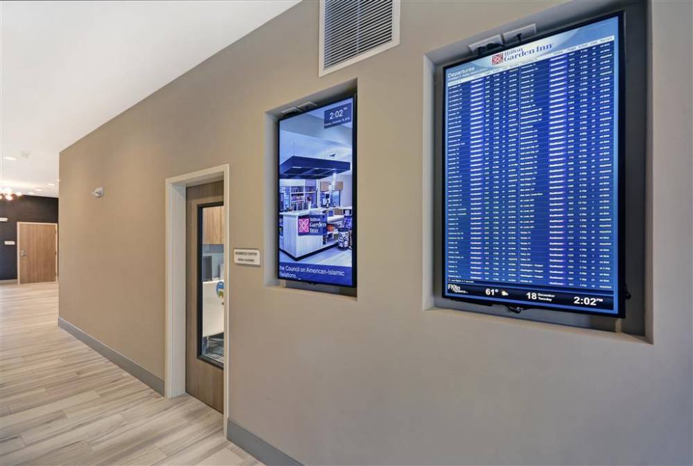 Hilton Garden Inn Houston Hobby Airport 2