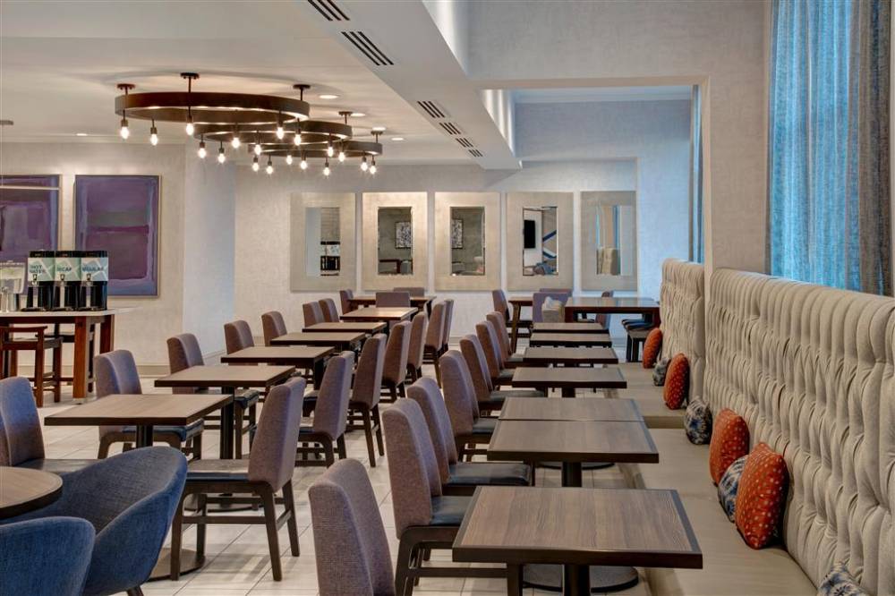 Hilton Garden Inn Kansas City/kansas 6