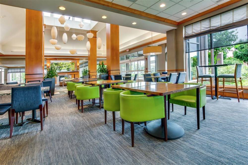Hilton Garden Inn Louisville Airport 5