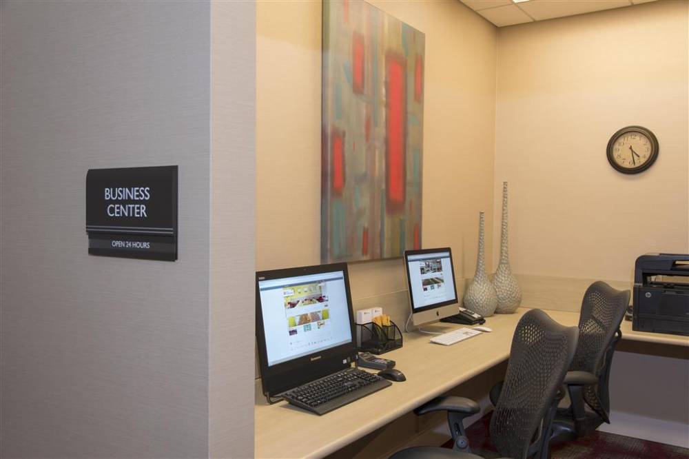 Hilton Garden Inn Louisville Downtown 6