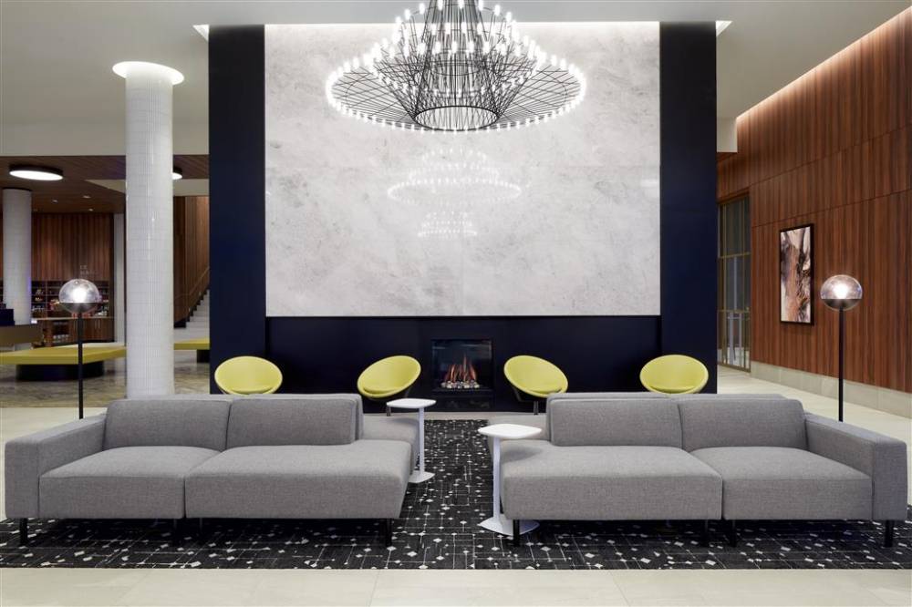 Hilton Garden Inn Montreal Midtown, Que 3