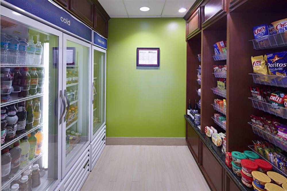 Hilton Garden Inn Orlando International Drive North 6